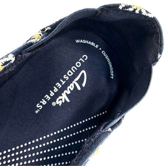 Clarks Cloudsteppers Breeze Ave Slip-On Flats/Sneaker Sz 10 W Daisy Floral Denim - Picture 14 of 16